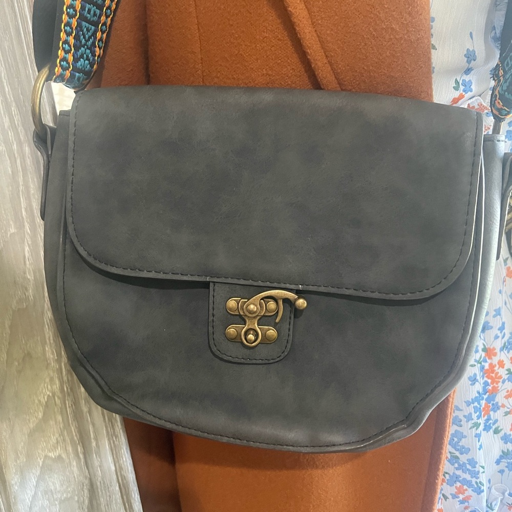 elle jae gypset gray crossbody bag